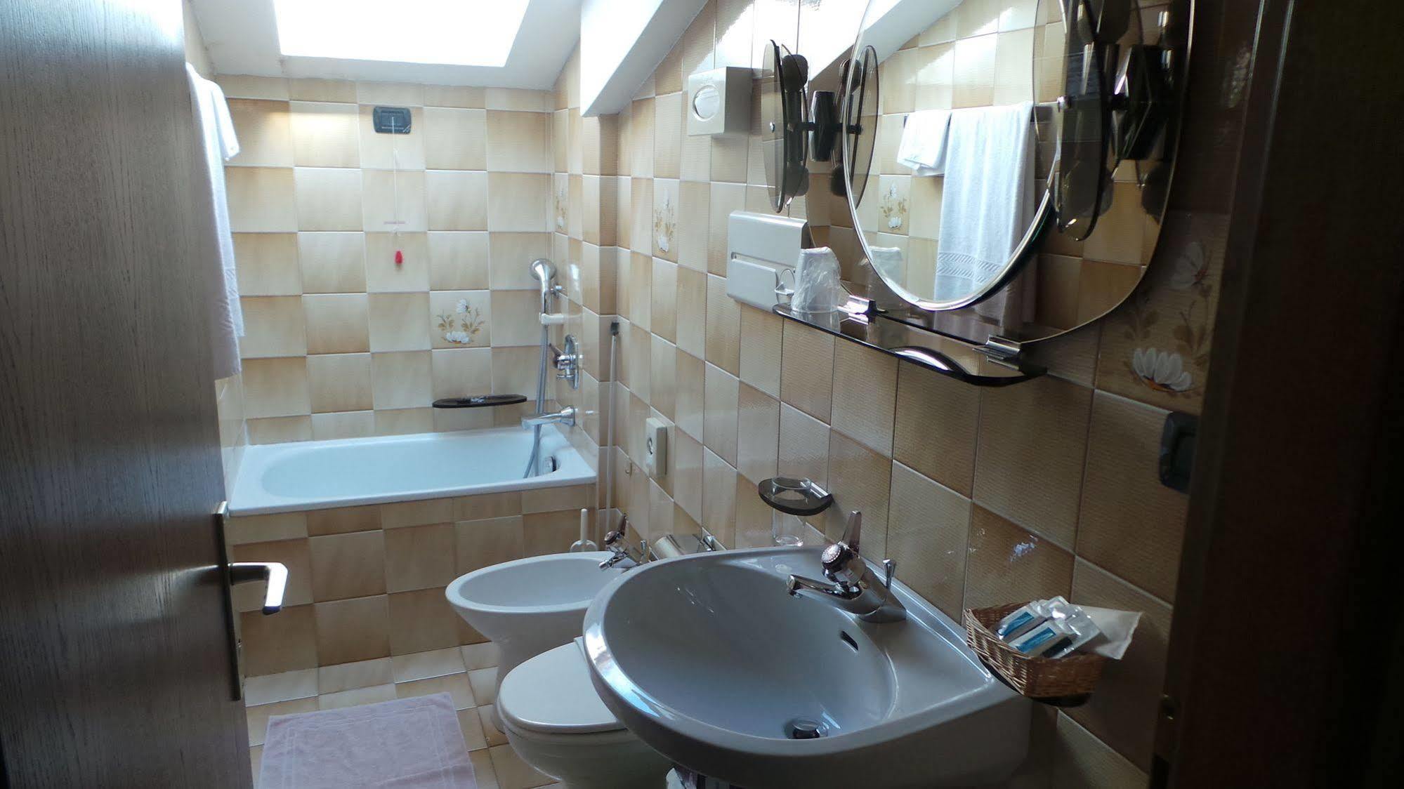 Albergo Antico Predazzo Esterno foto